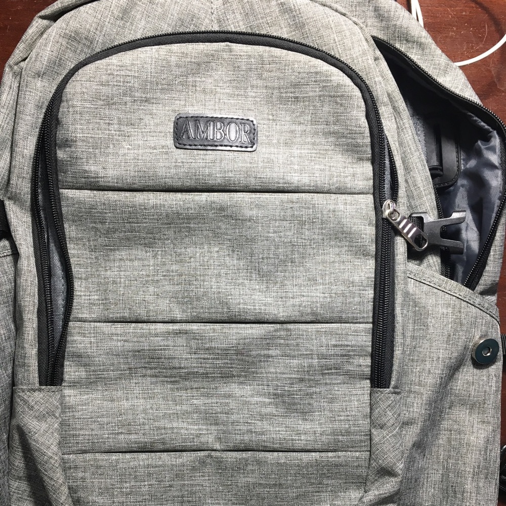 Ambor laptop bag with lock